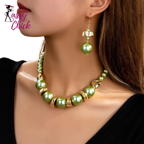 Royal Style High-Grade Green Imitation Pearl Jewelry Sassy Chick Logo