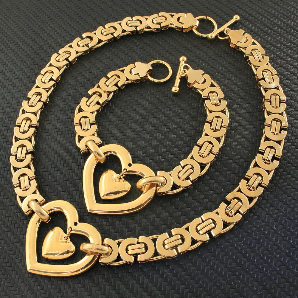 Vintage Heart Necklace Jewelry Set