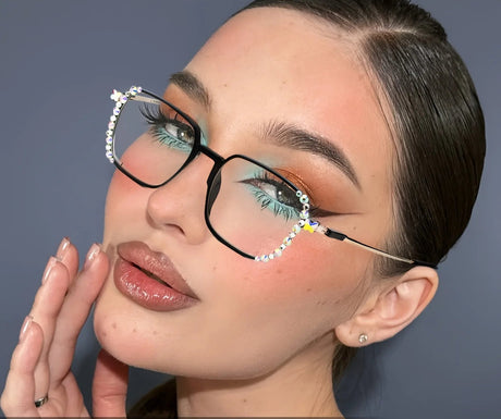 Model Using Shiny Diamond Myopia Ultra Light Eyewear