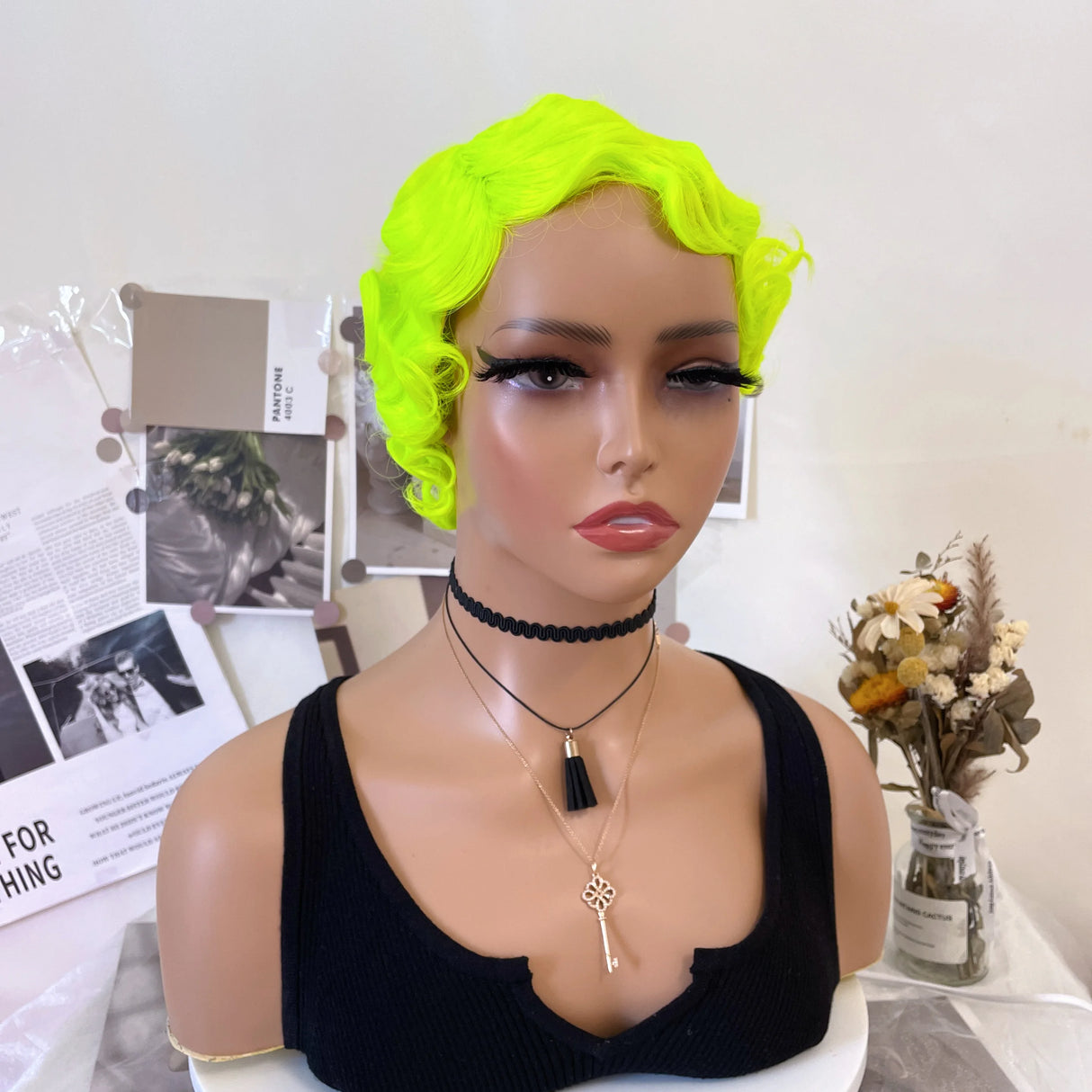 Short Curly Finger Wave Synthetic Cosplay Halloween Wig