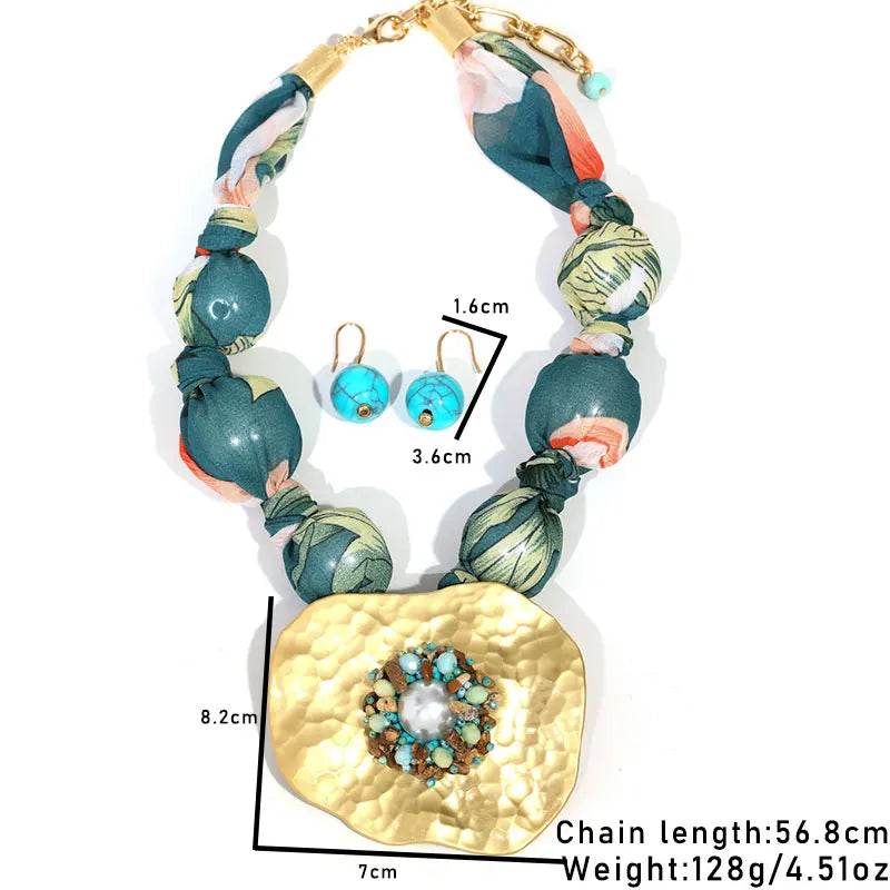 Size of Statement Beads with Geometry Pendant Jewelry