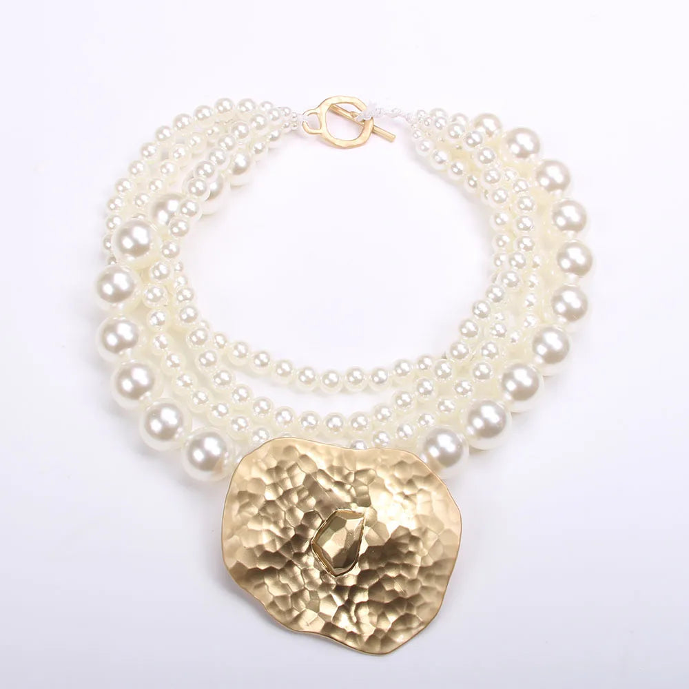 Trendy Vintage Pearls Party Necklace
