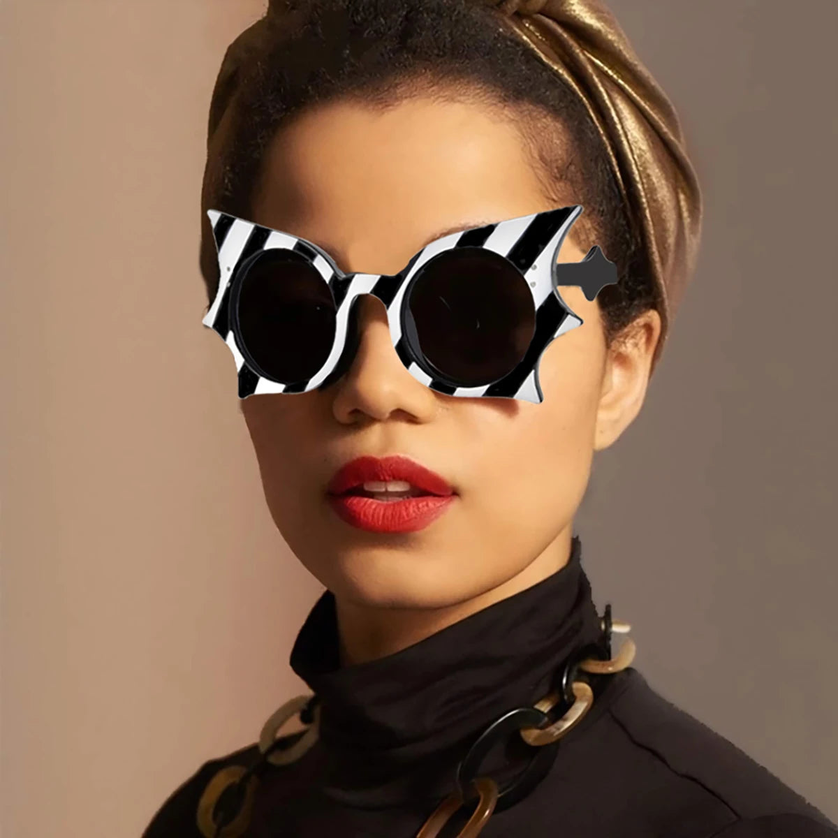 model using Unique Original UV400 Bat Shaped Sunglasses