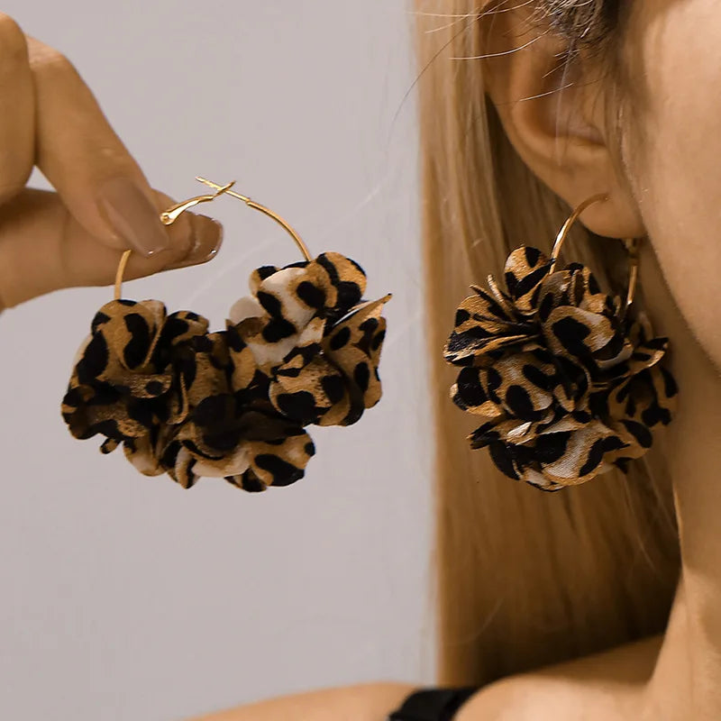 Brown Vintage Exaggerated Metal Big Round Fabric Petal Drop Earrings