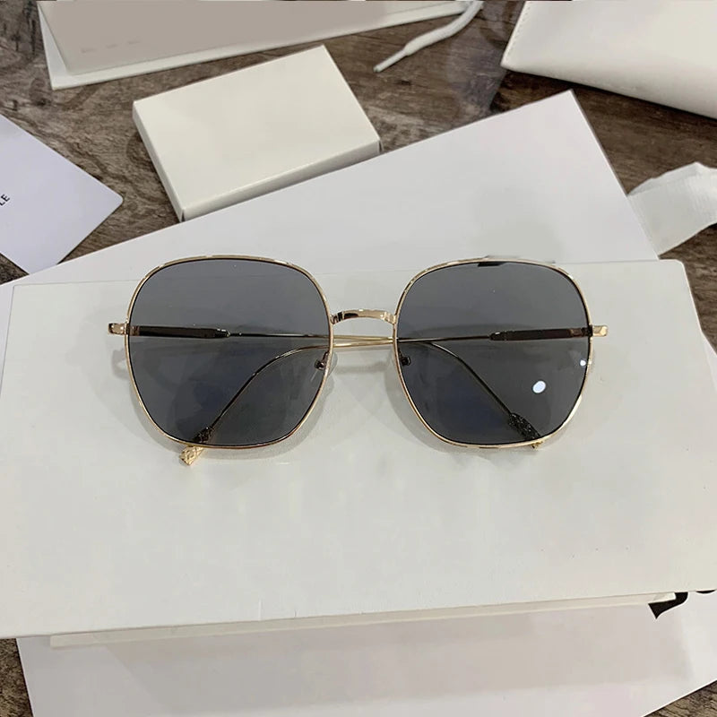 Black Vintage Steampunk Metal Frame Retro Square Mirror Sunglasses
