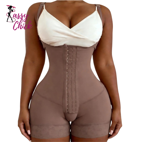 Waist-Slimming & Butt-Lifting Strapless Colombian Shapewear Sassy Chick Logo