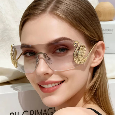 retro-inspired fashion sunglasses