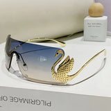 retro-inspired fashion sunglasses