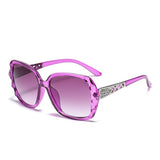Round polarized sunglasses for women with UV protection