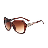 Round polarized sunglasses for women with UV protection