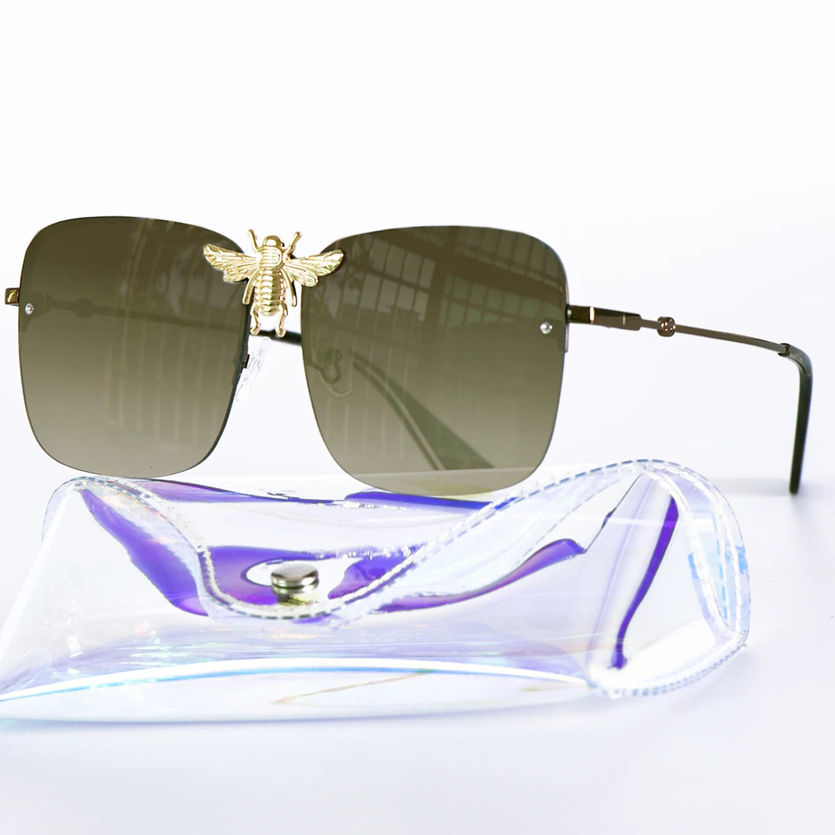 Square metal retro sunglasses with UV400 protection and luxury-inspired frame for women.