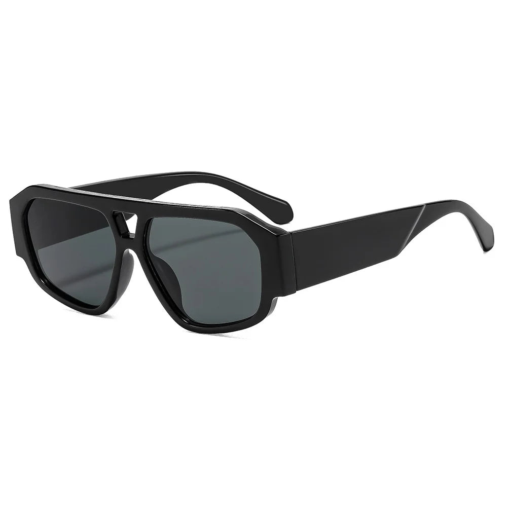 Women’s vintage square sunglasses with double beam frame, black gradient lens, and UV400 outdoor fashion eyewear.