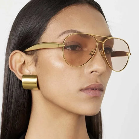 Vintage metal pilot sunglasses with UV400 lenses for men and women