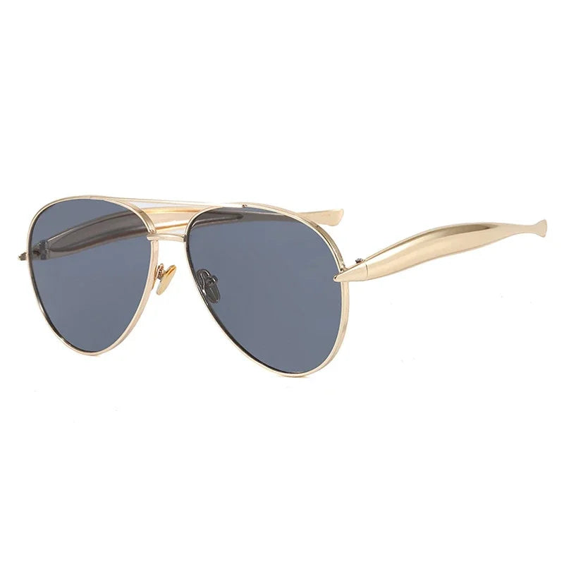 Vintage metal pilot sunglasses with UV400 lenses for men and women
