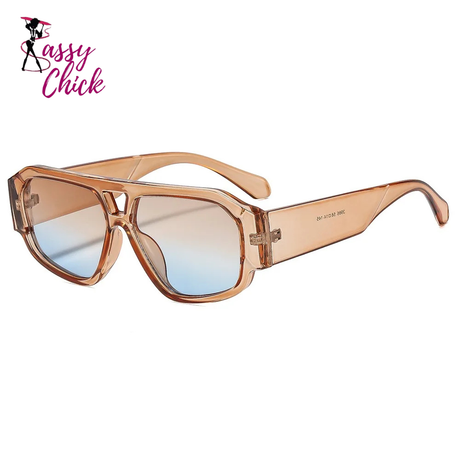 Women’s vintage square sunglasses with double beam frame, black gradient lens, and UV400 outdoor fashion eyewear.