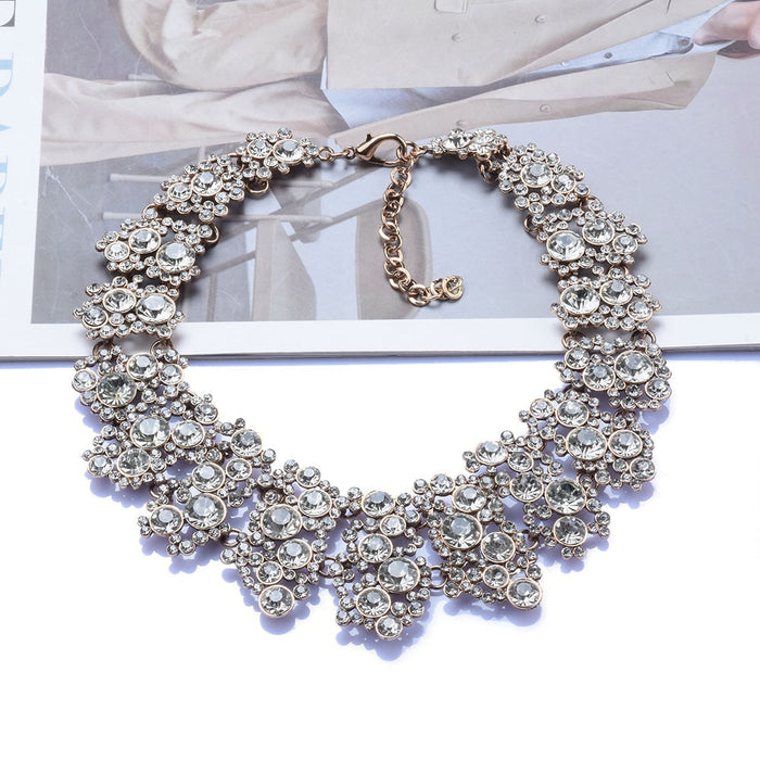 Crystal Rhinestone Pearls Necklace