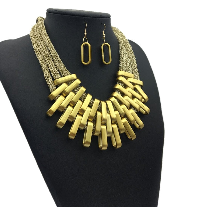 Geometric Choker Necklace Set