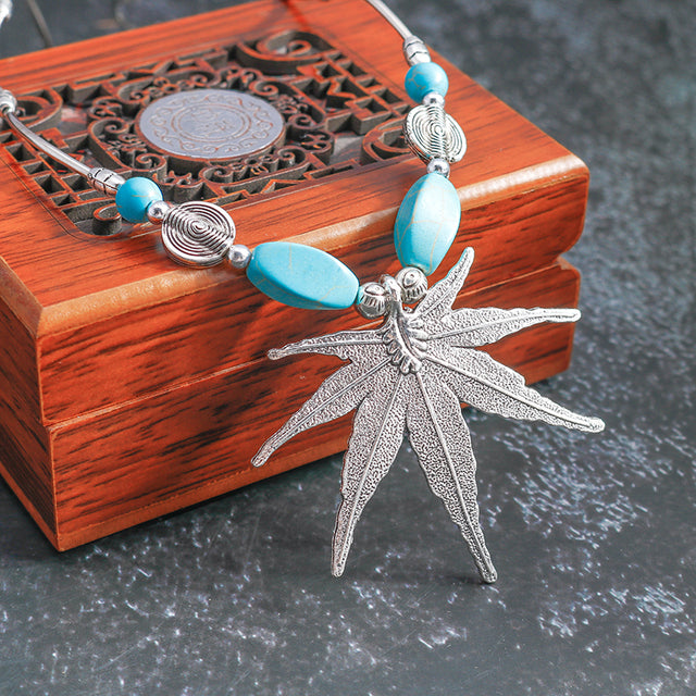 leaves pendant Silver Carved Necklaces