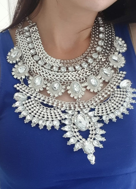 Model using Vintage Maxi Large Collar Necklace